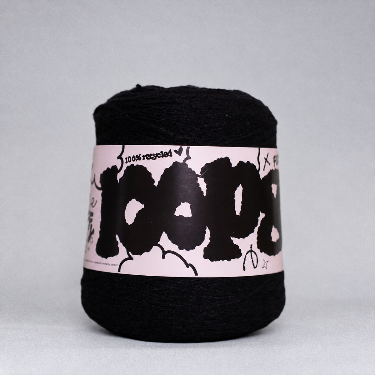 Loop 8 | 001 Asphalt | Recycled Super Bulky Tufting Yarn | 600g