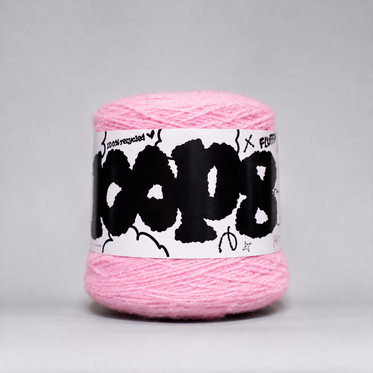Loop 8 | 006 Chewed Marshmallow | Recycled Super Bulky Tufting Yarn | 600g