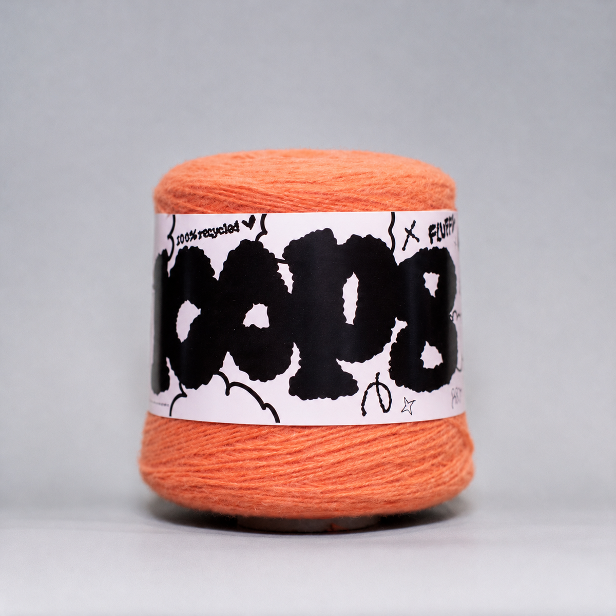 Loop 8 | 030 Peach Slap | Recycled Super Bulky Tufting Yarn | 600g