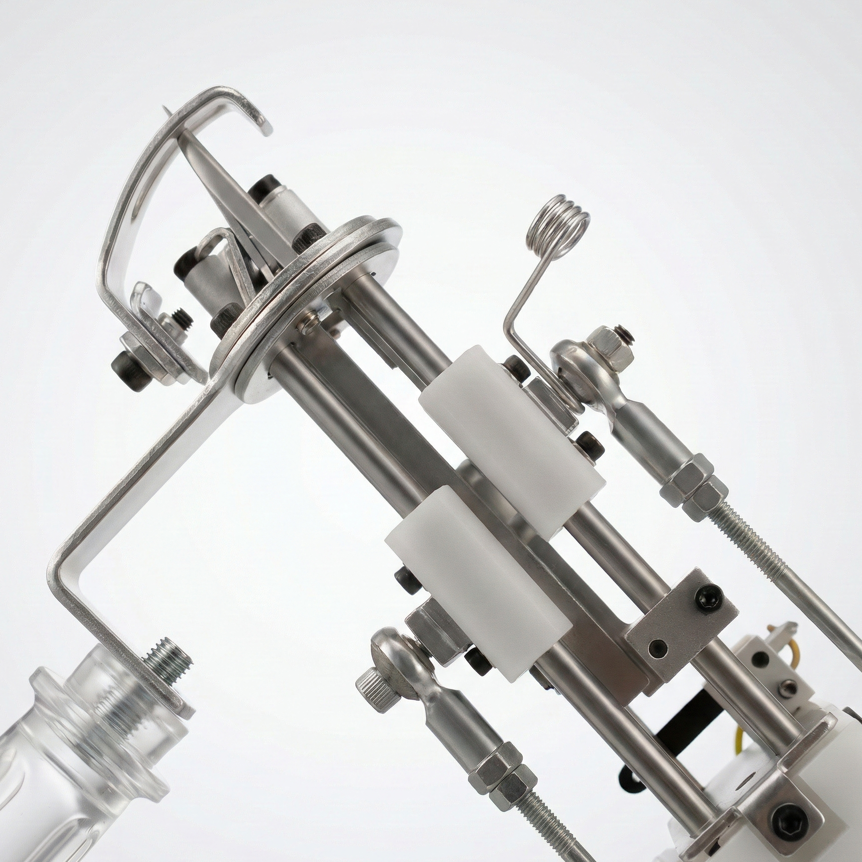 AK-2 Cut-Pile Tufting Machine