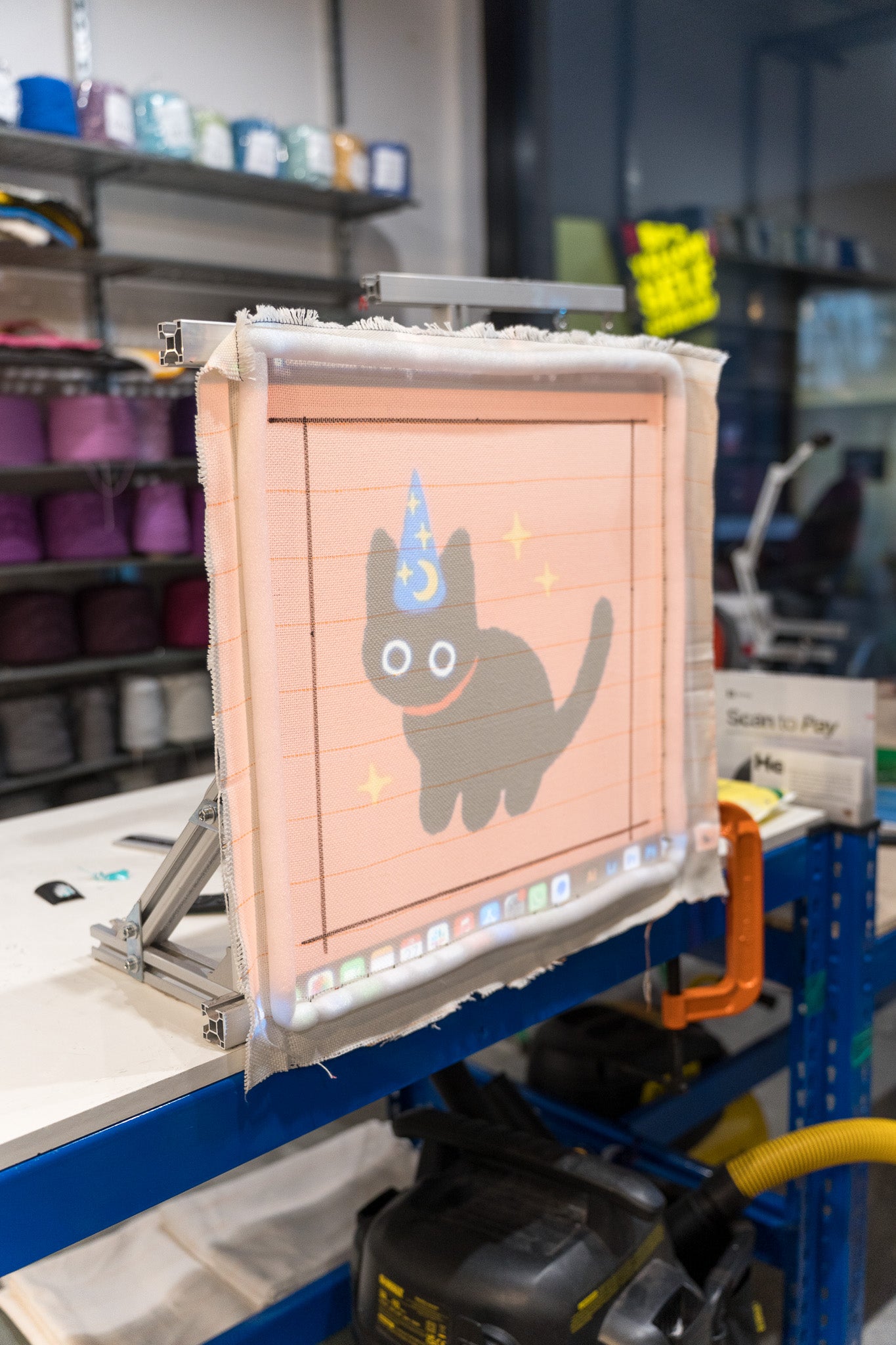 Trace & Tuft Projector | Smart Tufting Projector